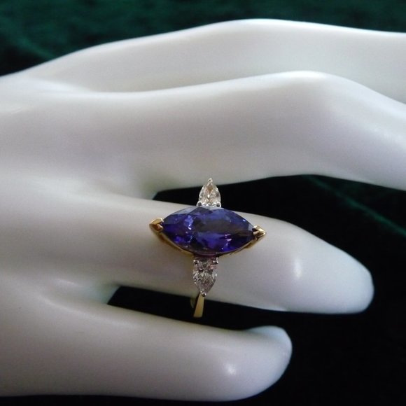 GORGEOUS 3.09ct Tanzanite & diamond ring - Picture 7 of 7